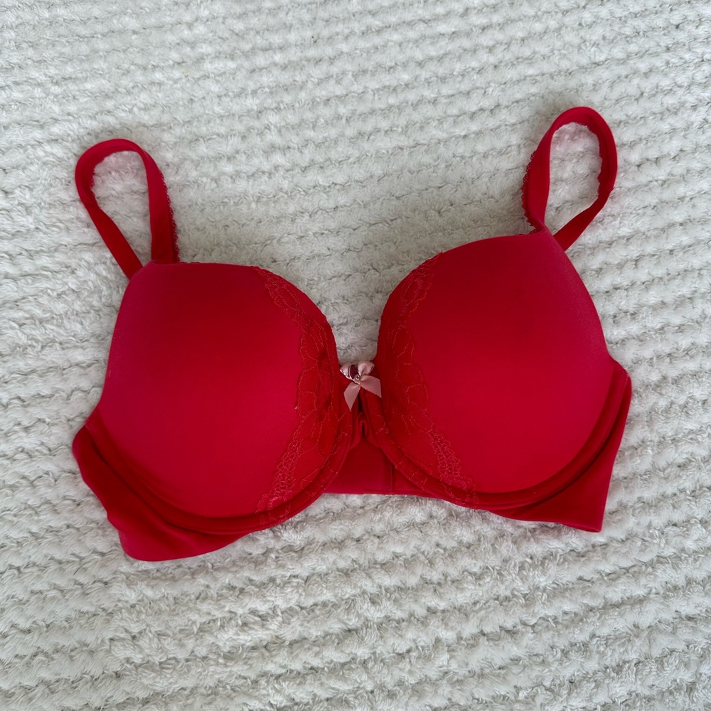 Body by Victoria Perfect Shape red lace bra 32DD